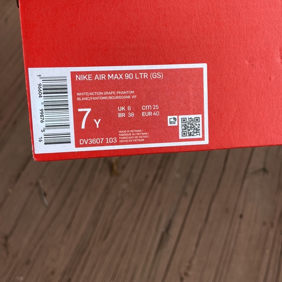 Nike Air Max 90 White Action Grape Women’s Size 8.5 Sneakers - Picture 13 of 13